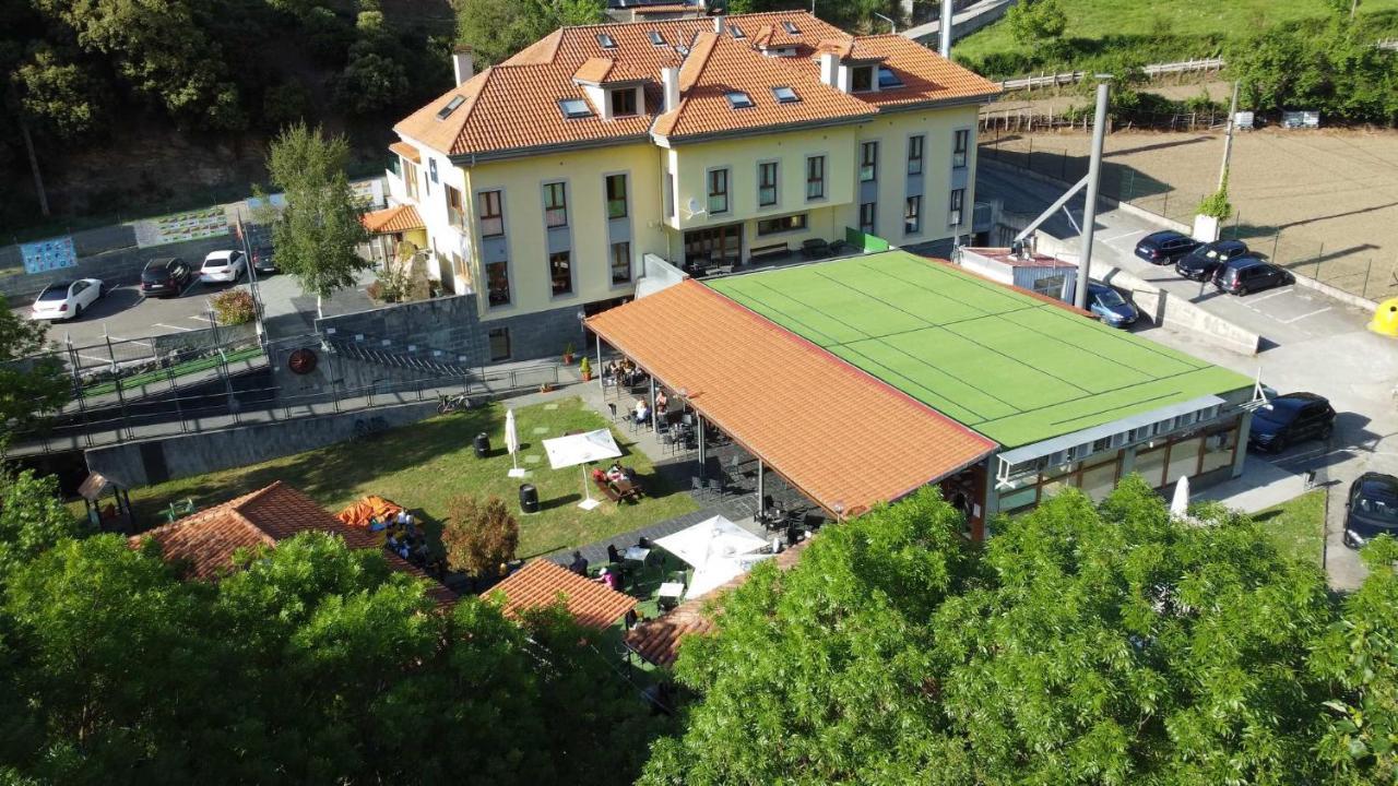 Hotel Santa Cristina Pola de Lena Εξωτερικό φωτογραφία