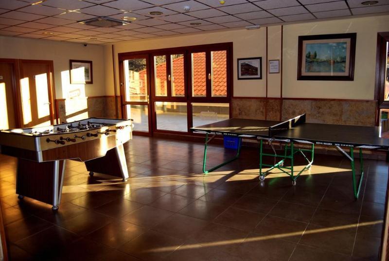 Hotel Santa Cristina Pola de Lena Εξωτερικό φωτογραφία
